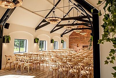 How to Spot High Quality Commercial Furniture